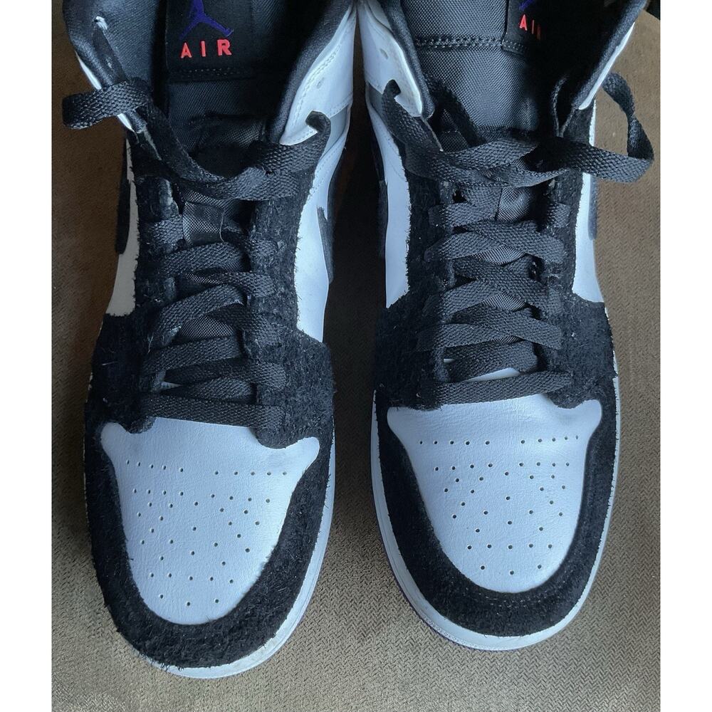 Nike Jordan Air 1 Mid SE Size 9.5 Black/Varsity Purple/White 852542-105 - Picture 3 of 12
